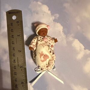 Bunting and hat for my mini baby by Zuru